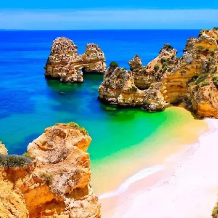 Wow Ocean View, 150mts To & 10 Min To Centre Apartment